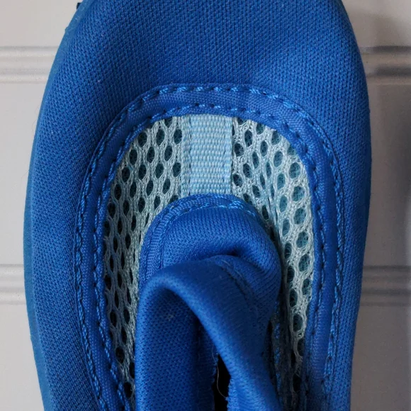 i.Play Kids US Size 7 Blue Water Shoes - Picture 3 of 11
